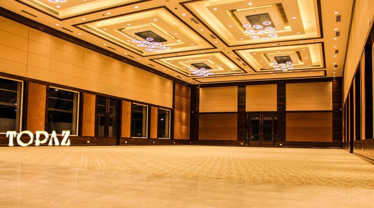 Hotel Rajhans Abhinandan Bhopal Exterior photo