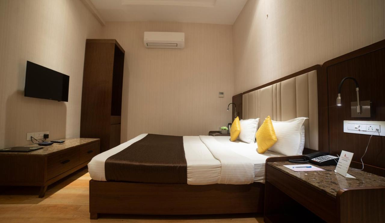 Hotel Rajhans Abhinandan Bhopal Exterior photo