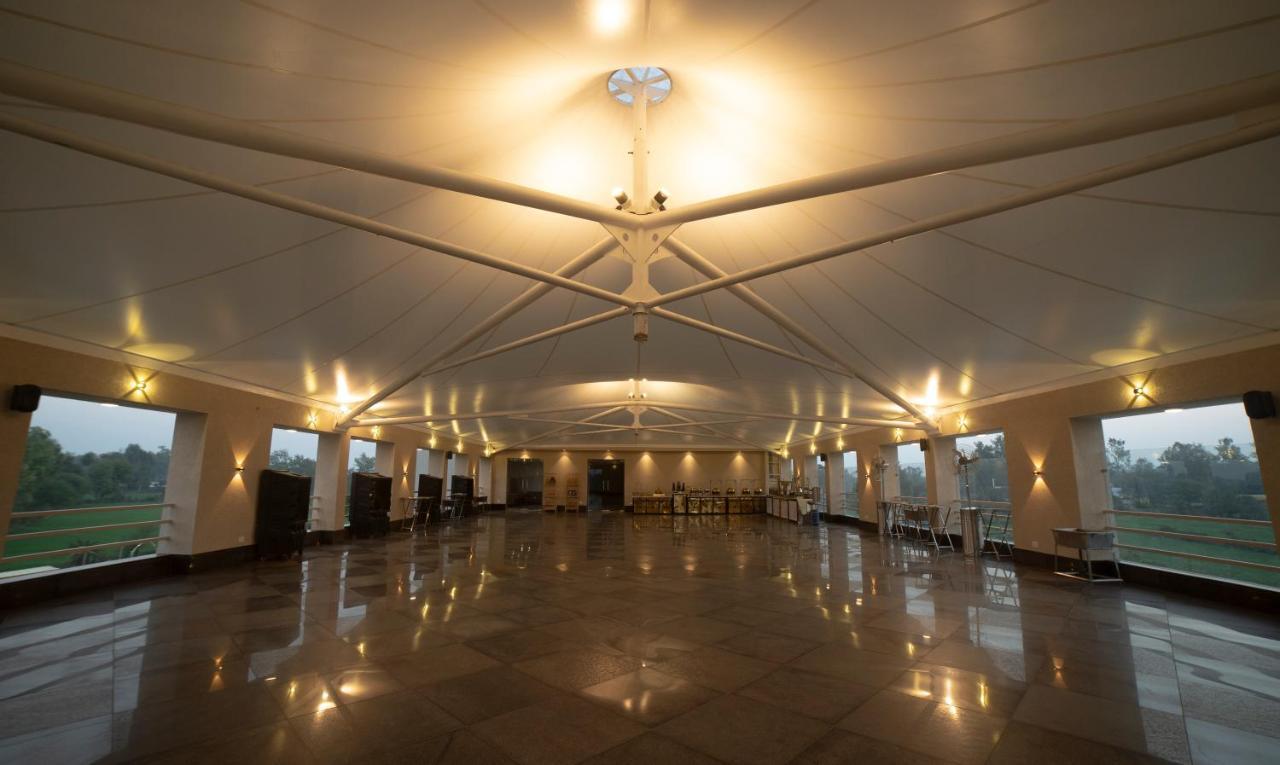Hotel Rajhans Abhinandan Bhopal Exterior photo